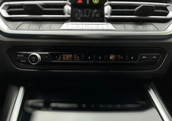 BMW Seria 3 cena 142900 przebieg: 48969, rok produkcji 2021 z Reda małe 742